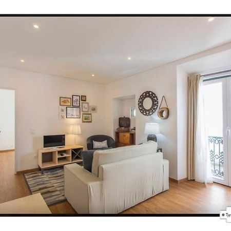Canto Do 28, Typical Apartment Lisabona Exterior foto